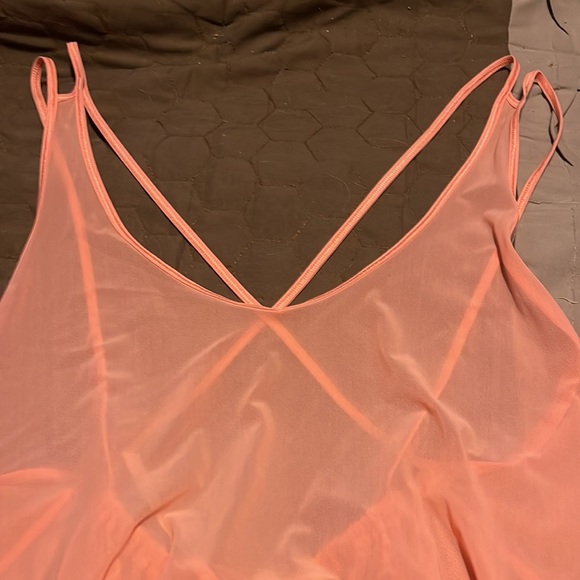 Lululemon like new peach tank top - Picture 11 of 11
